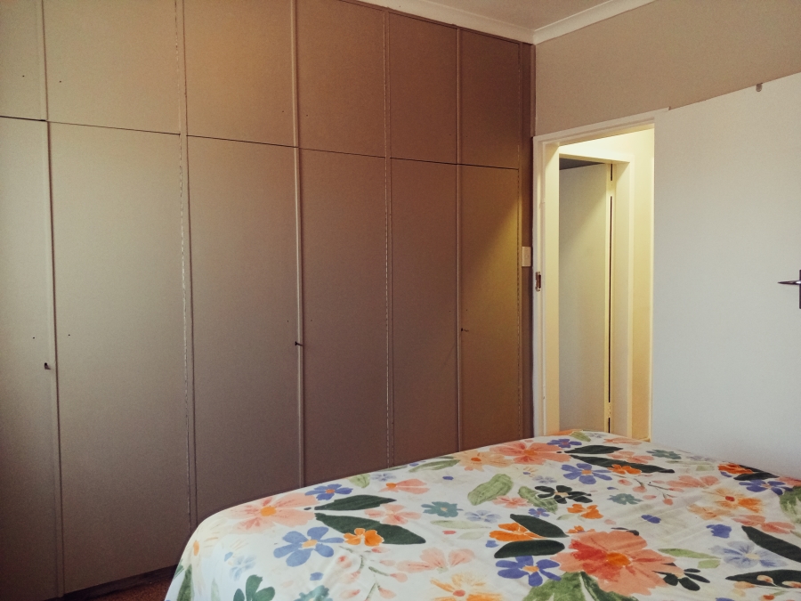 6 Bedroom Property for Sale in Bayview Western Cape